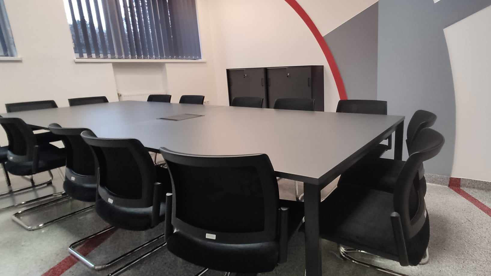 Realizacja w sali konferencyjnej Minova Ksante w Polkowicach.